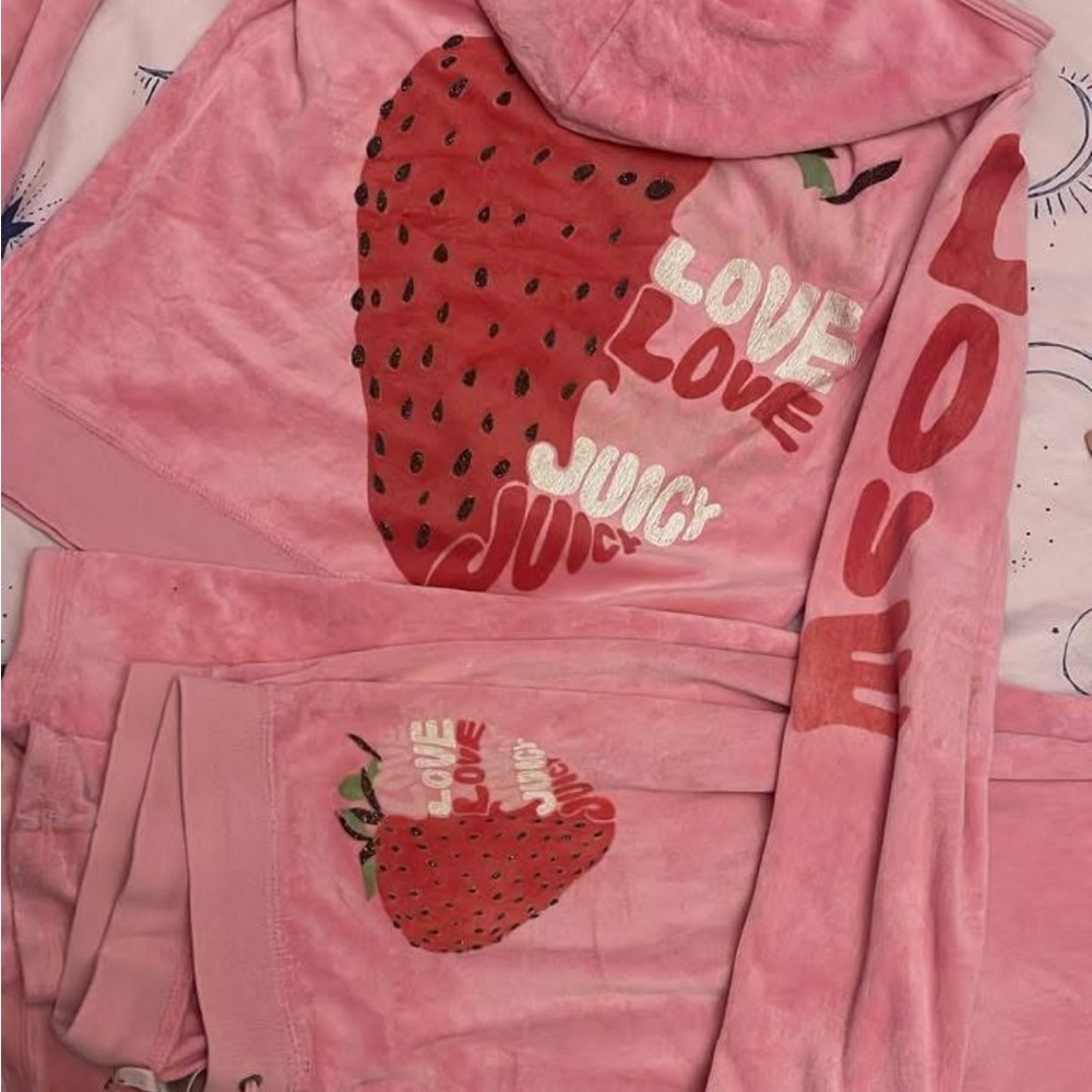 DISO DO NOT BUY vintage pink juicy couture love juicy strawberry tracksuit
